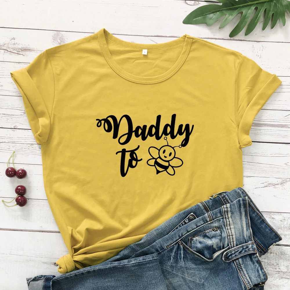 Mommy To Bee Daddy To Bee T-shirt Cute Women Pregnancy Reveal Tee Shirt Top Funny Graphic 90s Mom Life Gift Tshirt For New Mommy