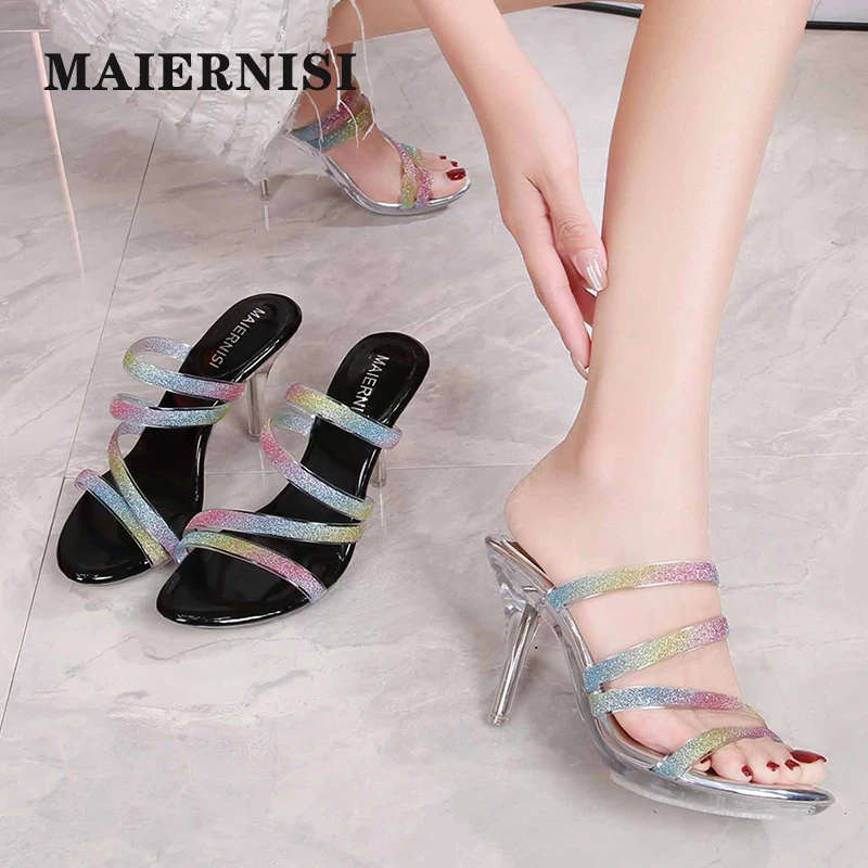 MAIERNISI أحذية نسائية 2025 صيف جديد النعال النساء كريستال شفاف كعب عدم الانزلاق الشرائح الإناث كعب رقيقة 8 سنتيمتر عالية الكعب #3