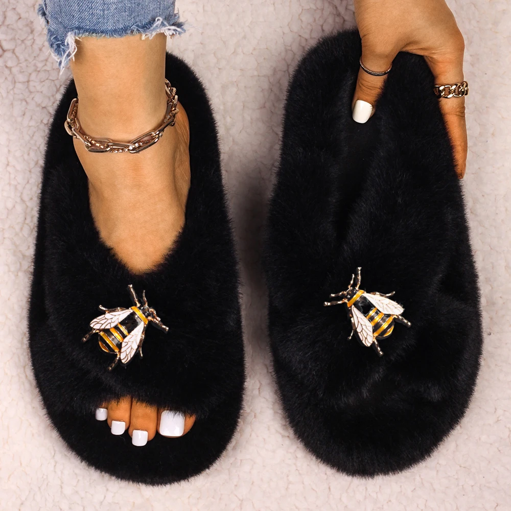 

Fluffy Slippers Women Home Flip Flops Furry Shoes Insect Decor Fashion Sandals Ladies Indoor Luxury Designer Slippers Casual New