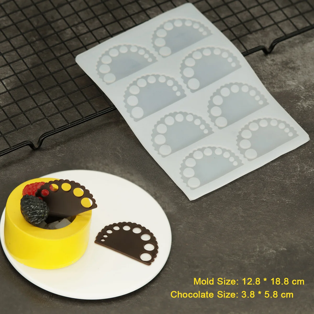 Fan Shape Silicone Mold DIY Decorating Chocolate Stencil Ruffled Surface Fan-Shaped Cake Topper For Sundae Parfait
