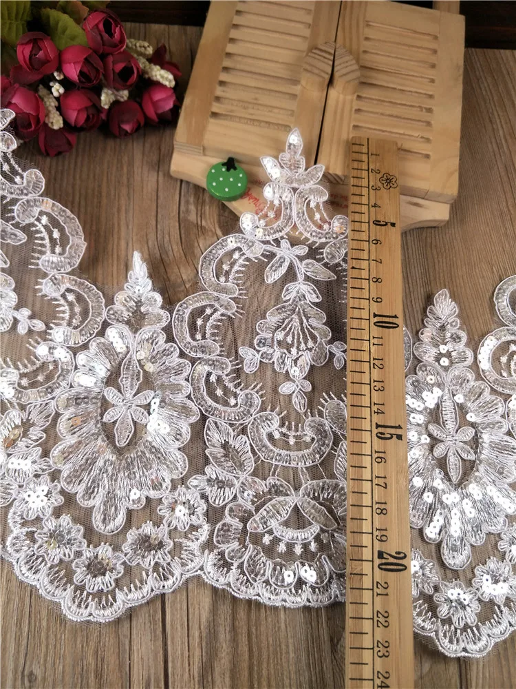 1Yard 23cm Wide This White Embroidered Lace Fabric Wedding Veil Dress Decoration Fabric Soft Net Bottom