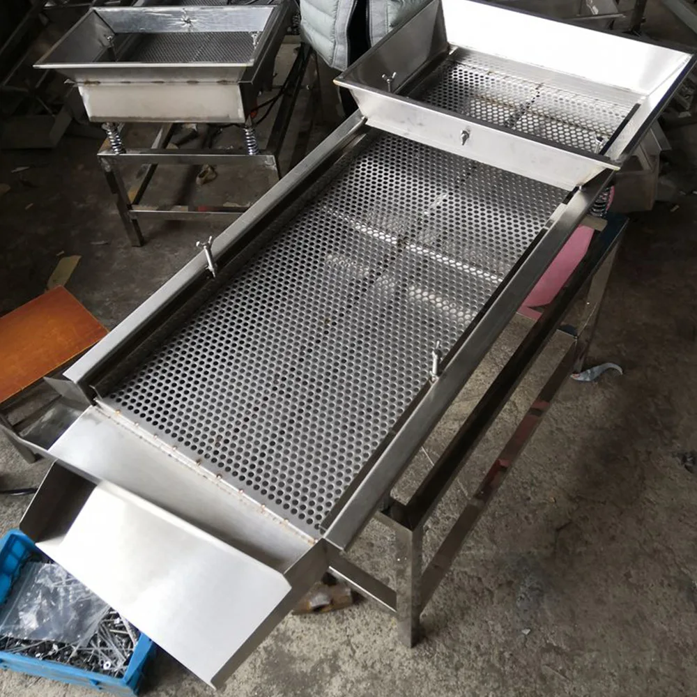 Small linear screen vibrating screen particle classification Dual motors vibrating screen for feeding machine