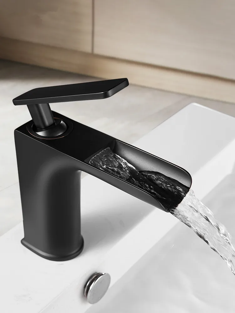 

Basin Faucet Solid Brass Bathroom Sink Mixer Tap Hot & Cold Single Handle Deck Mounted Lavatory Waterfall Crane Tap Black/Chrome