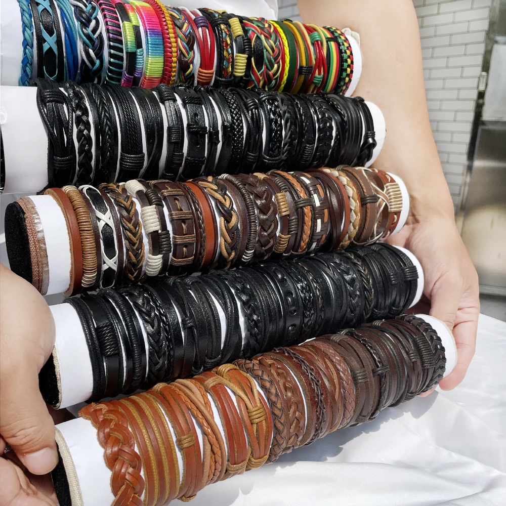 25Pcs/lot Wholesale Random Retro Multi-layer Leather Bracele Men Women Handmade Charm Bracelet Wrap Jewelry Festive Women Gift