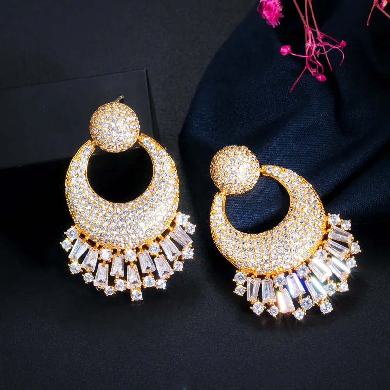 CWWZircons Luxury Long Big Drop Cubic Zirconia Women Wedding Engagement Party Indian Gold Plated Earrings Costume Jewelry CZ723