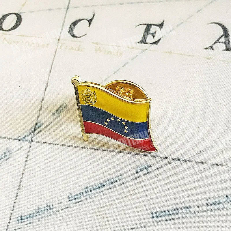 Spille da bavero con bandiera nazionale del Venezuela distintivo di smalto in metallo epossidico di cristallo spilla di vernice Souvenir Suit