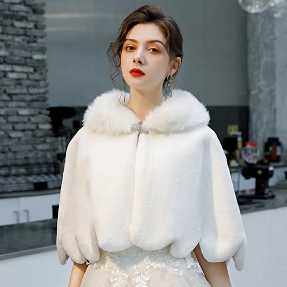 Women Wedding Bridal Cape Winter Warm Faux Fur Wrap Petal Wave Edge Short Cloak Lady Thick Party Cold-proof Wind-proof Shawl