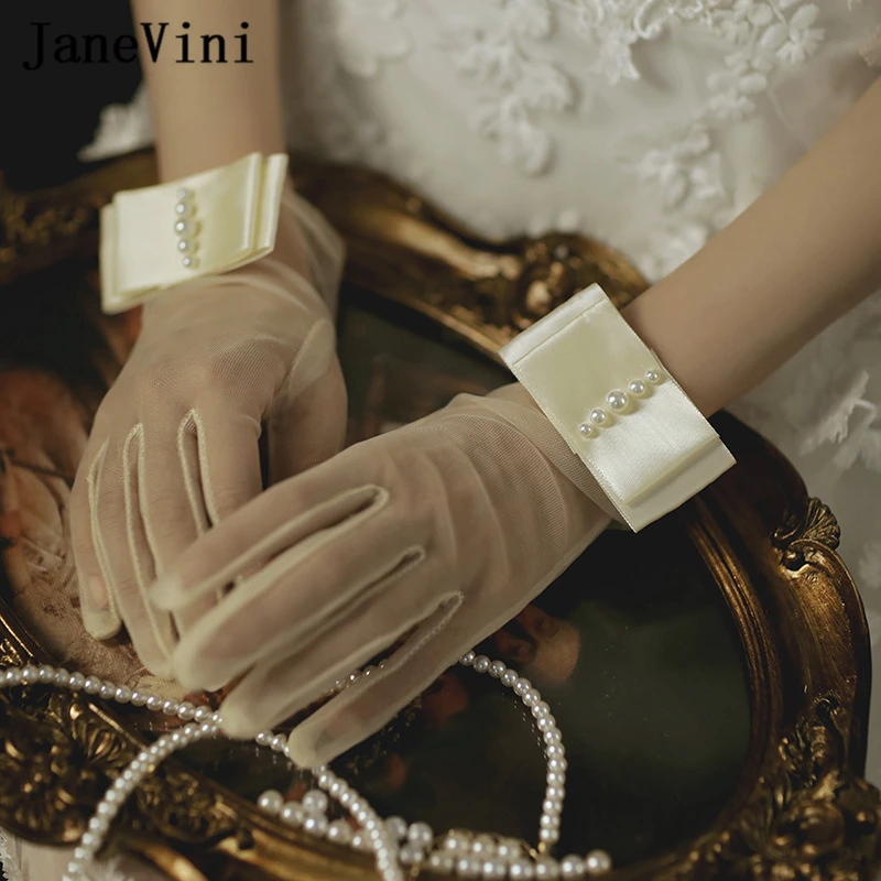 JaneVini 2020 Elegant Ivory Bridal Gloves Pearls Full Finger Short Tulle Glove Wrist Length Wedding Gloves for Bride Accessories