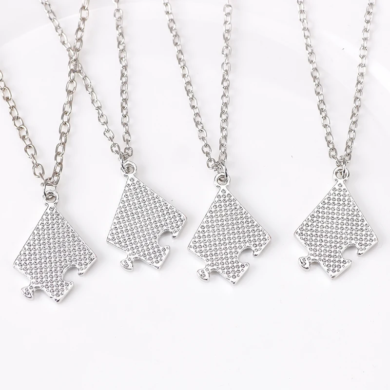 Fashion New Splicing 4-piece Best Friend Alloy Pendant Necklace Bff Friendship Necklace Men's And Women's Necklace Jewelry Gifts