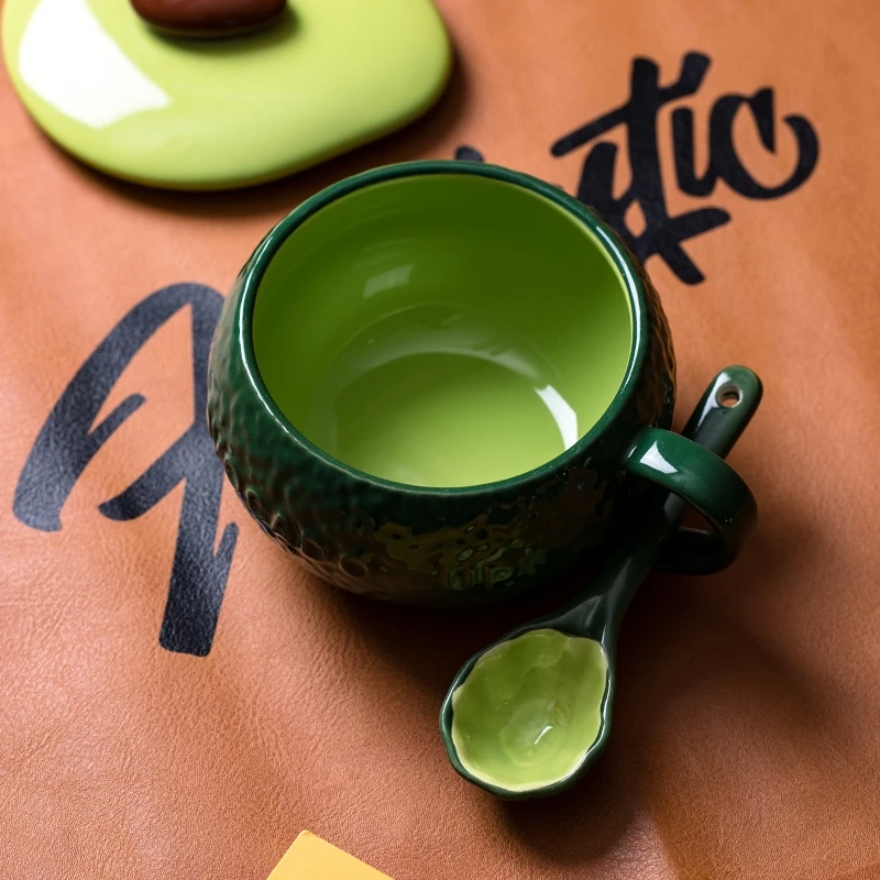 Avocado Covered Milk Tea Breakfast Ceramic Mug Cute Water Cup Couple Bottle Student Gift Cup Coffee Cup with Lid Spoon