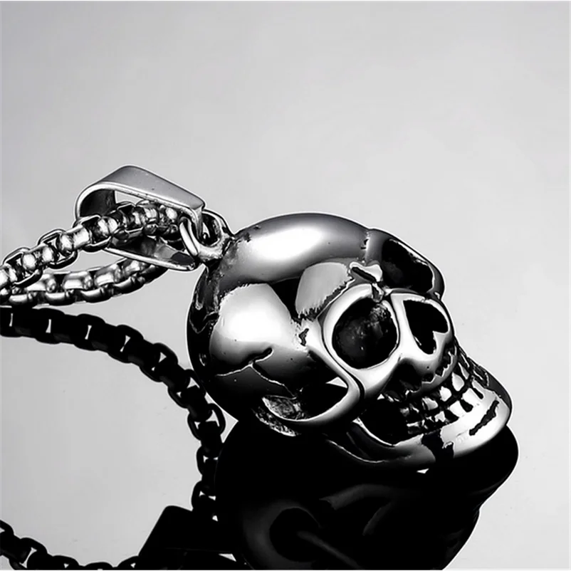 Men'S Fashion Black Gold Plating Skull Pendant  Personality Necklace Punk Jewelry