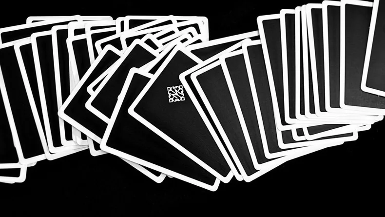 Ellusionist Madison Rounders Black/White Deck Collectible Poker Card Games