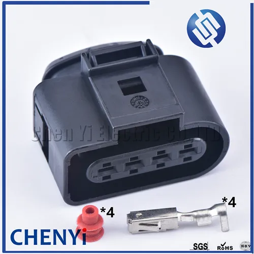 Imagen 1 del producto Enchufe 8K de la bobina de encendido del conector impermeable automotriz de 4 pines 0973724 8K0 973 724 para VW A4 A6 Q5 Q7 Golf Passat Bora motor2.5 mk5
