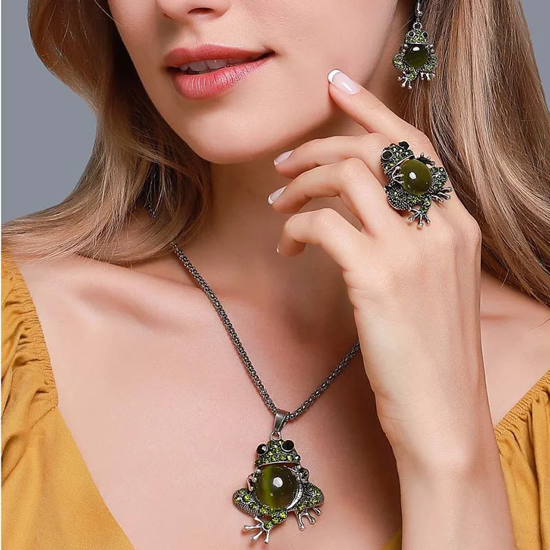 fashion Frog necklace opal pendant pet jewelery set earrings  bracelets brooch  for women