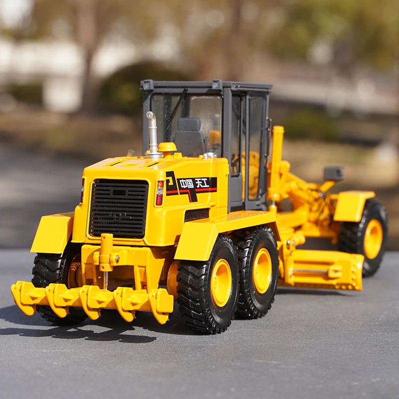 Diecast Alloy 1:35 Grader Mechaniczny model pojazdu inżynieryjnego Zabawka dla dorosłych Kolekcjonerski prezent Dekoracja Pamiątka Wyświetlacz Pokaz