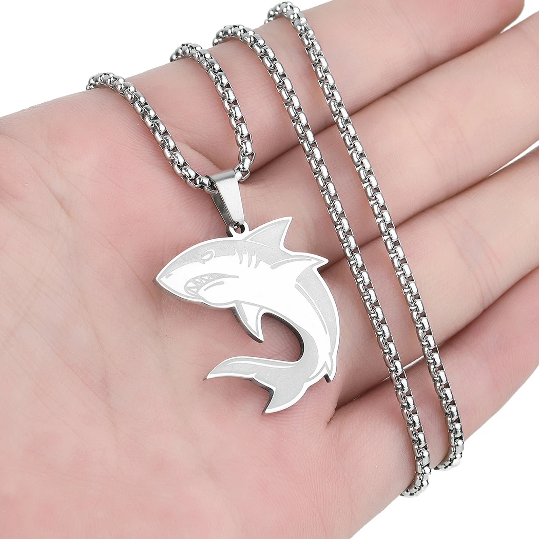 CHENGXUN collana con ciondolo squalo minimalista per uomo donna Punk Ocean Animal Fish Charm Box catena regalo gioielli in acciaio inossidabile