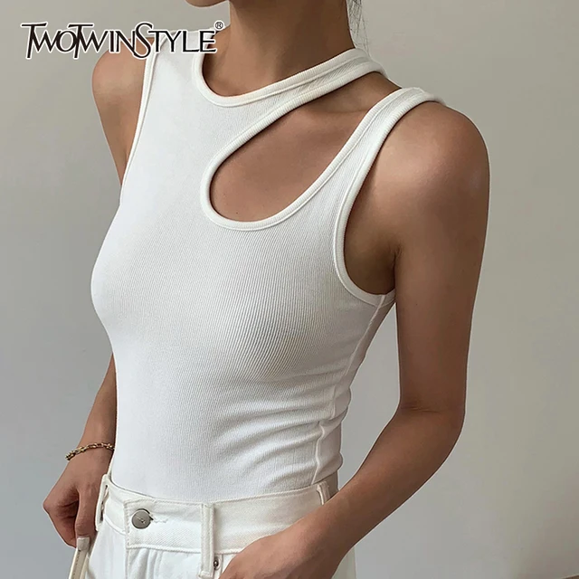 TWOTWINSTYLE Seksowna czarna koszulka damska z okrągłym dekoltem bez rękawów Solidne minimalistyczne obcisłe koszulki damskie letnia odzież modna