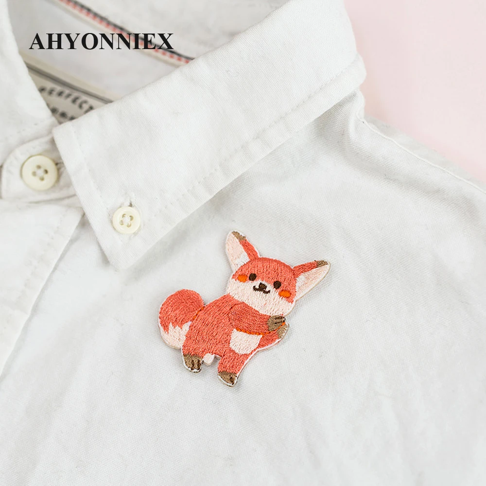 AHYONNIEX Cute Fox Shiba Cat Dog Rabbit Patch Iron On Patch badge per vestiti adesivi Jeans zaino per studenti Applique fai-da-te