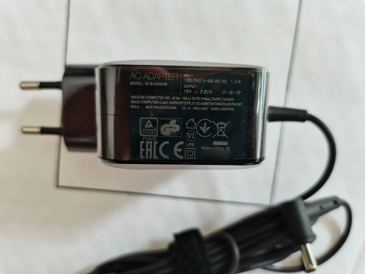 Imagem -03 - Puryuan-carregador Original da ue para Laptop Asus Adaptador ac 19v 2.37a W16045n3b 4.0 mm x 1.35 mm 45w P1510cja Notebook pc Novo