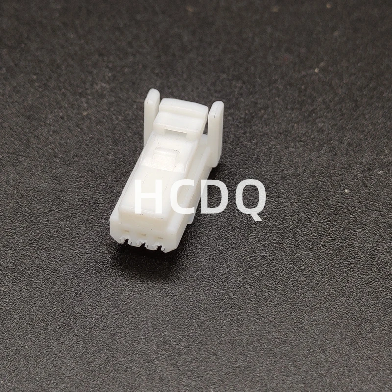 

The original 90980-12695 3PIN Female automobile connector plug shell and connector are supplied from stock