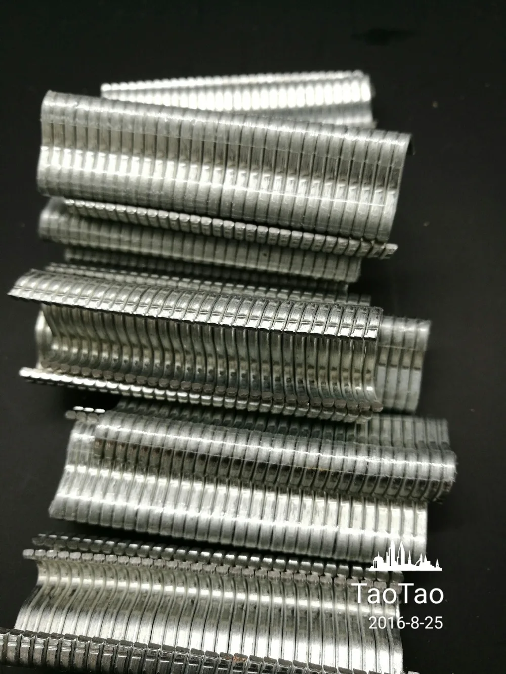Stainless steel 600pcs M staples animal cages rabbit cage clamp installation screw birds quail poultry caged dogs and cats nails