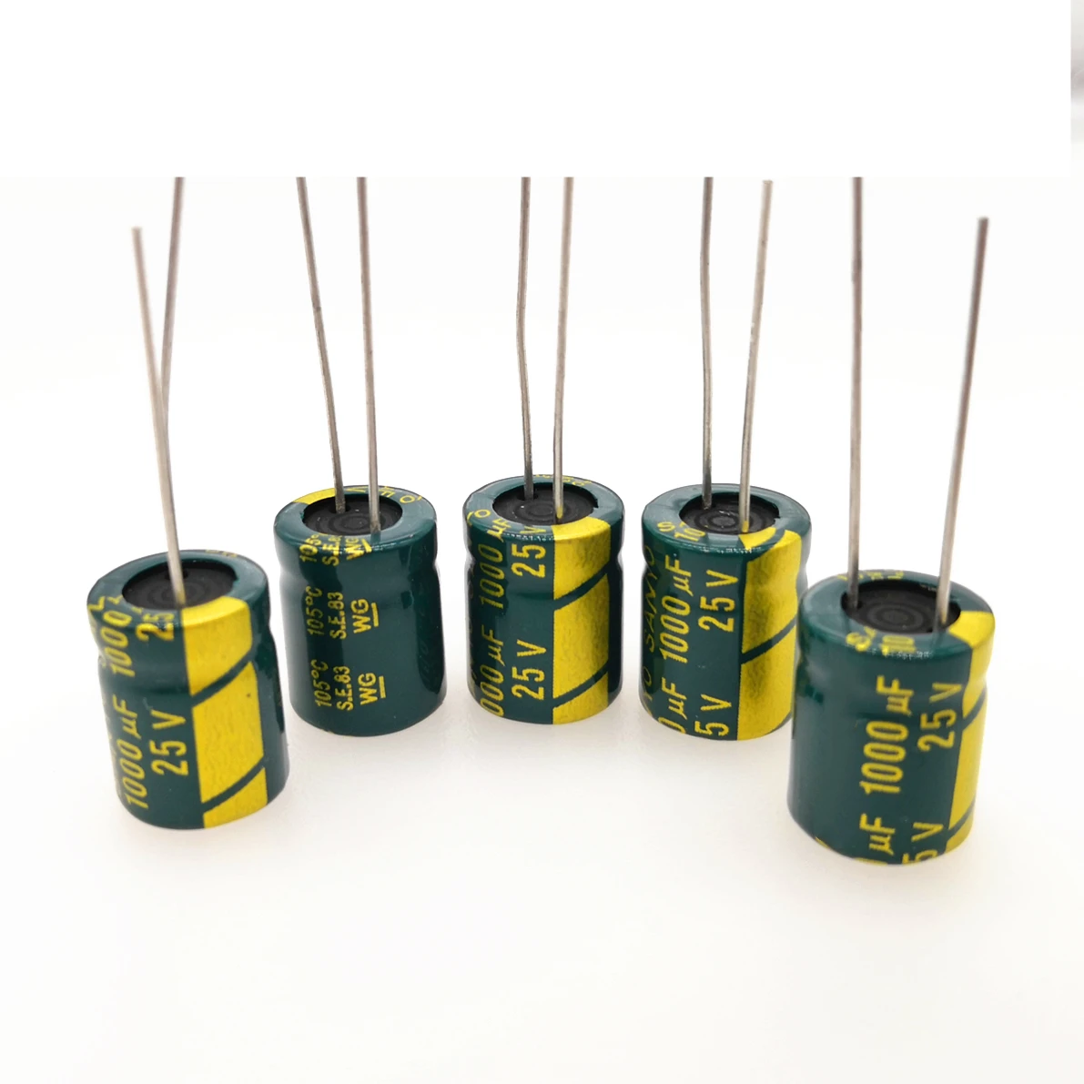 20pcs/lot high frequency low impedance 25v 1000uf  aluminum electrolytic capacitor 1000uf 25v 25V1000uf 20%