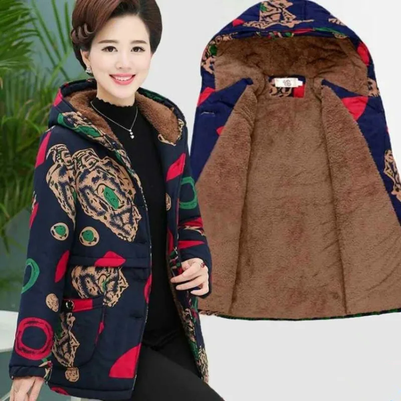 

Winter Jacket Women New 2021 Thick Middle Aged Mother Quilted Velvet Coat Hooded Big Size Elderly Female Wadded Parkas XL-4XL