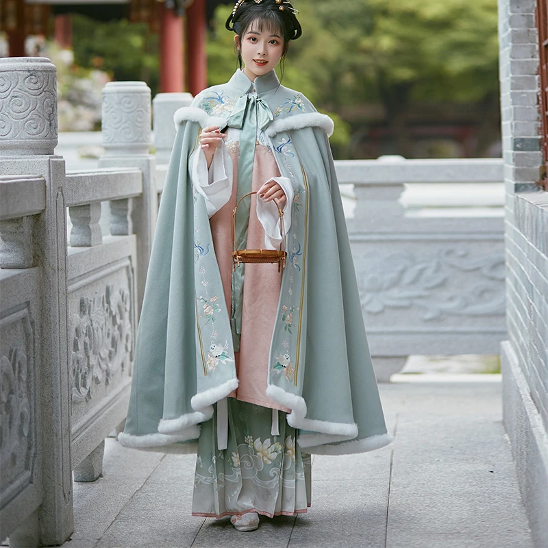 Hanfu Mantel Vrouwen Winter Warme Jas Chinese Mode Pluche Overjas Hooded Kostuum Oude Traditionele Cosplay Dames Kleding Rood