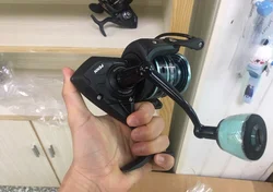 Carrete PENN Pursuit III 5000LE – cuerpo metálico para agua salada