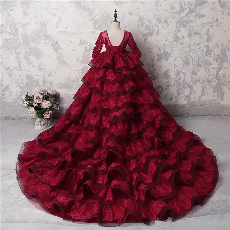 Incrível vestidos flores multicamadas de meninas, renda vermelha escura, mangas compridas, apliques de miçangas, roupa de festa de aniversário para casamento, varredura de treino