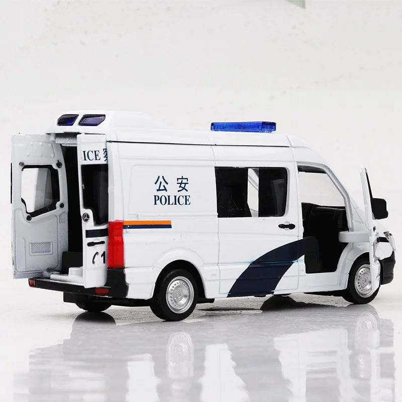 1/32 Scale Ambulance,Police Cars Diecast Alloy Model Pull Back Collection Toy Gift for Children