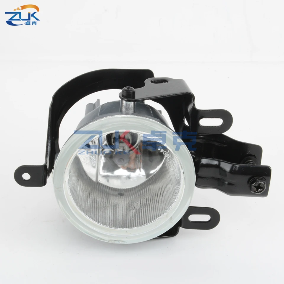 ZUK Car Front Bumper Fog Light Fog Lamp For Mitsubishi Pajero V73 Montero 2004 2005 2006 Foglight Foglamp Reflector