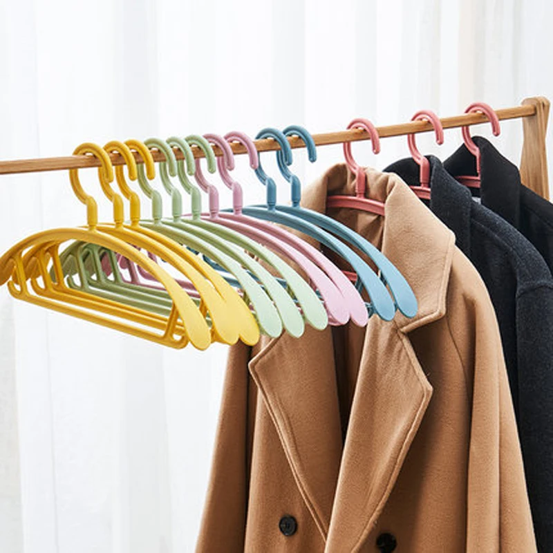 

10pcs/lot Plastic Clothes Hangers with Wide Shoulder Design for Seamless Clothing Drying Non-Slip Garment Hanger Everyday Use