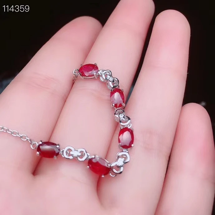 

Женский браслет из стерлингового серебра 925 пробы, натуральный новый с рубином, супер хороший цвет, квадратная граненая геометрия, новая поддержка обнаружения