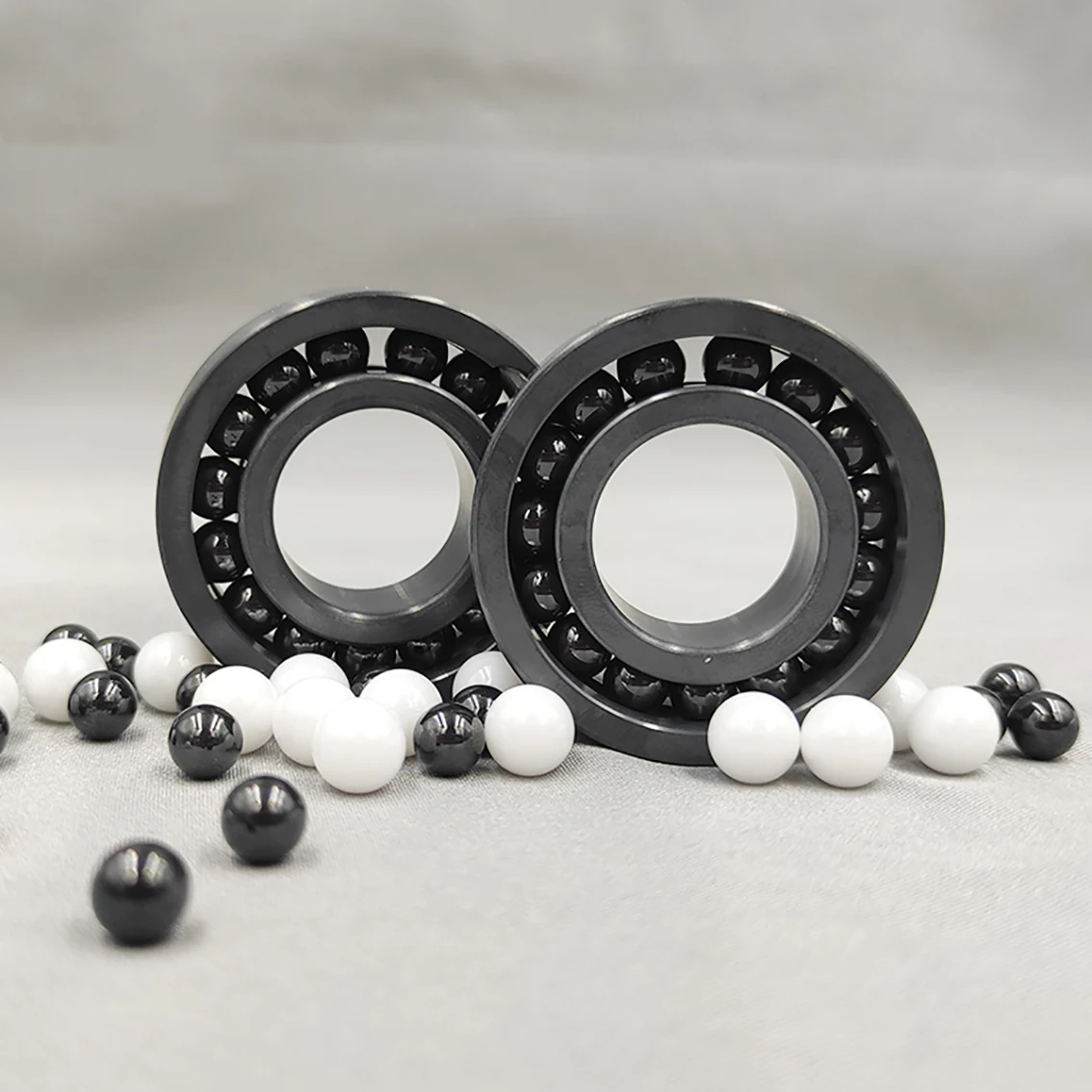 1 sztuk azotku krzemu w pełni piłkę łożyska ceramiczne 606 608 625 688 6000-6906 Si3N4 odporny na korozję izolacji