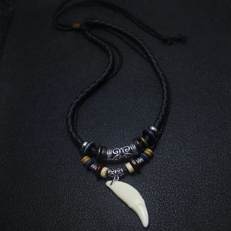 Men\'s Charm Choker Wolf Tooth Pendant Genuine Leather Alloy Necklace Retro Ethnic Style