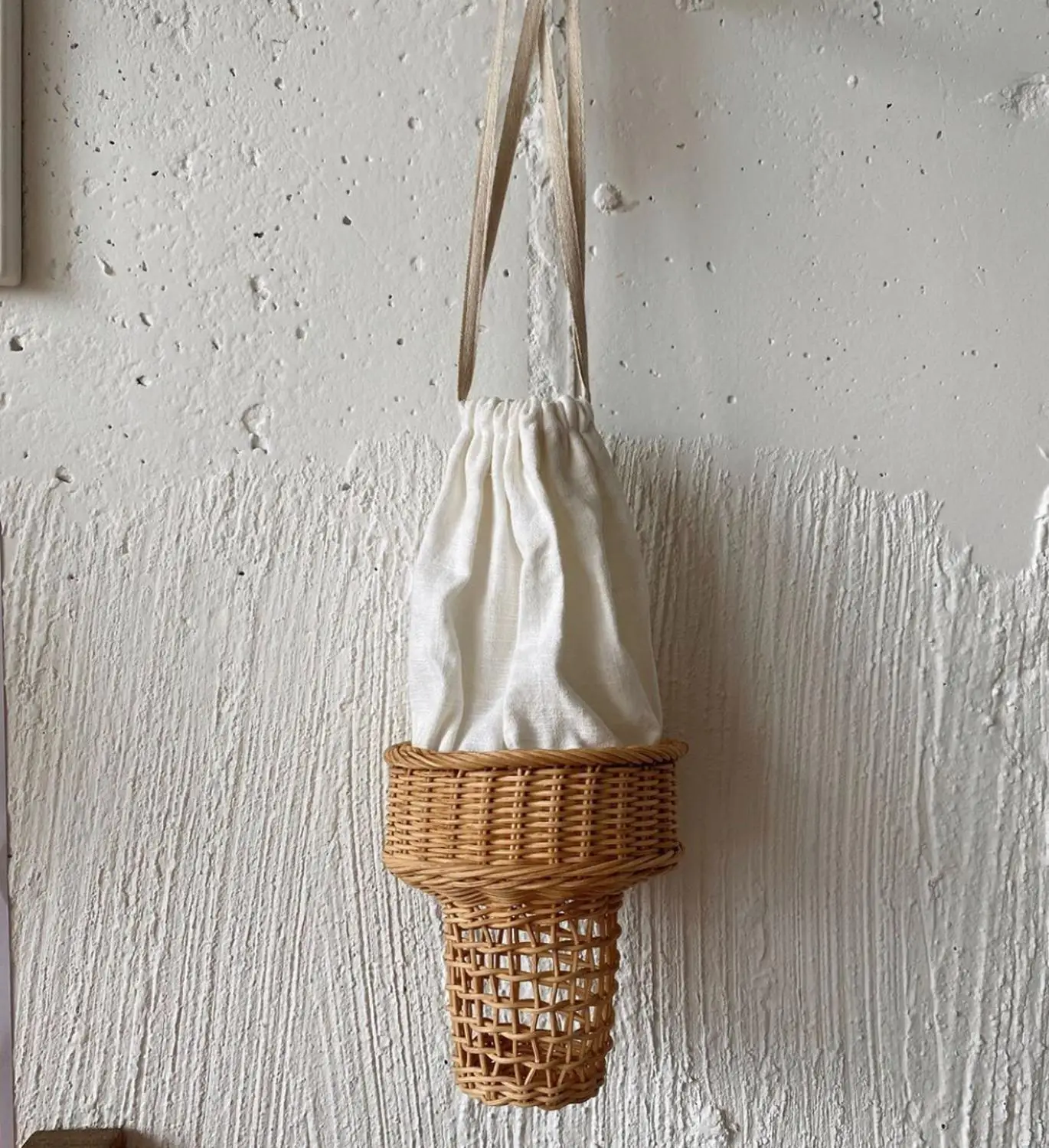 Handmade Ice Cream Straw Bag Cute Weave Ice Cream Shape Rattan Shoulder Beach Bag Purse Clutch Wallet C2635659