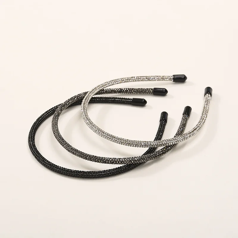 Moda błyszcząca pełna opaska do włosów ze strasami damska cienka opaska na głowę aluminiowa obręcz do włosów złoty srebrny kryształ Headwrap Turban akcesoria do włosów