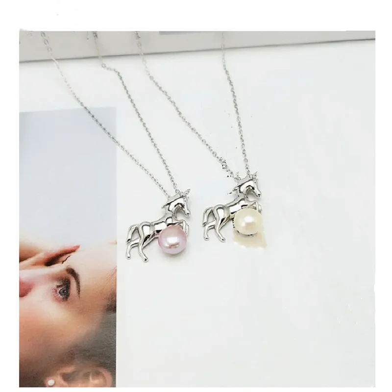 

New Creative White Horse S925 Sterling Silver Female Jewelry Pendant Inlaid Pearl Necklace Silver Jewelry