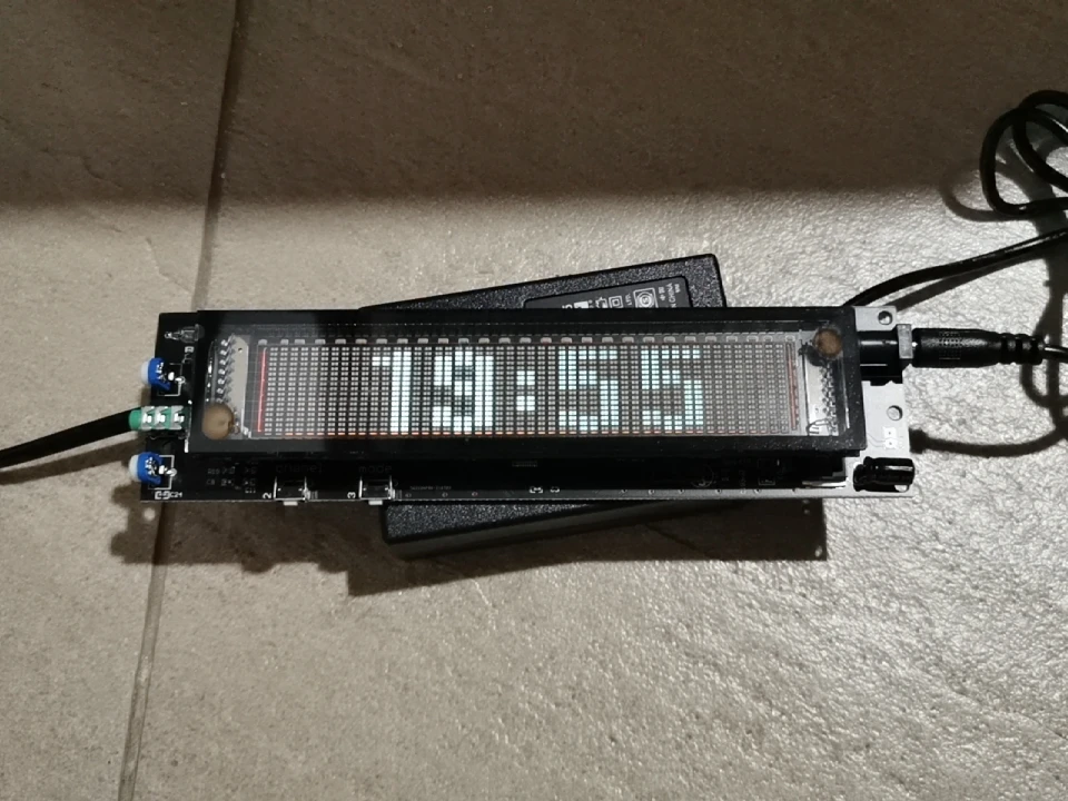 LEDディスプレイ,25分割,17レベルのファブリックディスプレイ,音楽,自動車の改造モジュール,緑の蛍光色