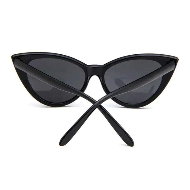 Retro Sexy Cat Eye Style Sunglasses Woman Classic Black White Ladies Sun Glasses Cateye Frame Gradient Oculos De Sol Feminino 