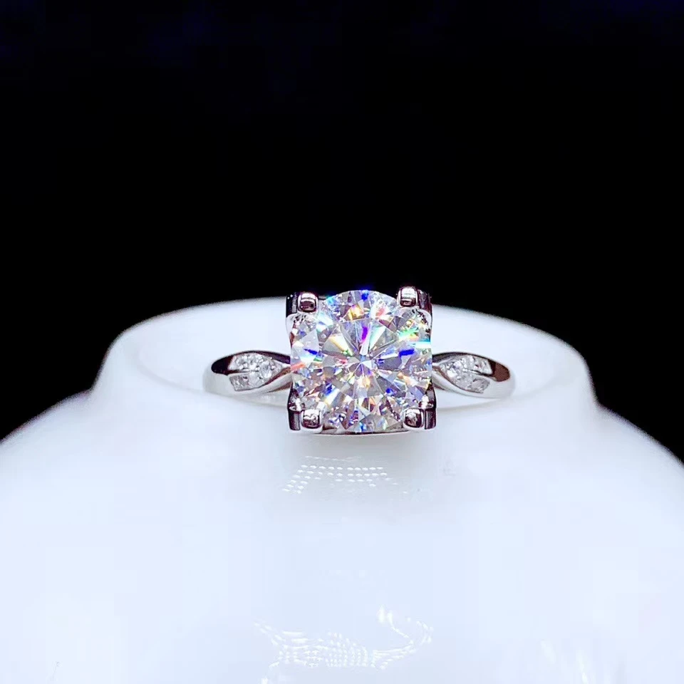 

Новейшее кольцо с кристаллами moissanite для женщин, ювелирное изделие, обручальное кольцо для свадьбы, серебро 925 пробы, мужское кольцо, подарок на день рождения