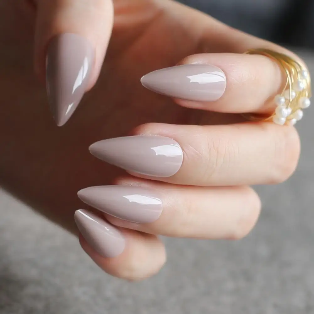 DIY long shiny fake nails INS 10 colors optional Stiletto salon glossy false nails Long almond salon art false nails matte