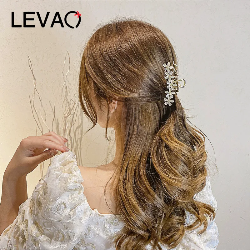 

Женская заколка-краб для волос LEVAO, золотистая металлическая заколка для волос с геометрическим дизайном, аксессуары для волос