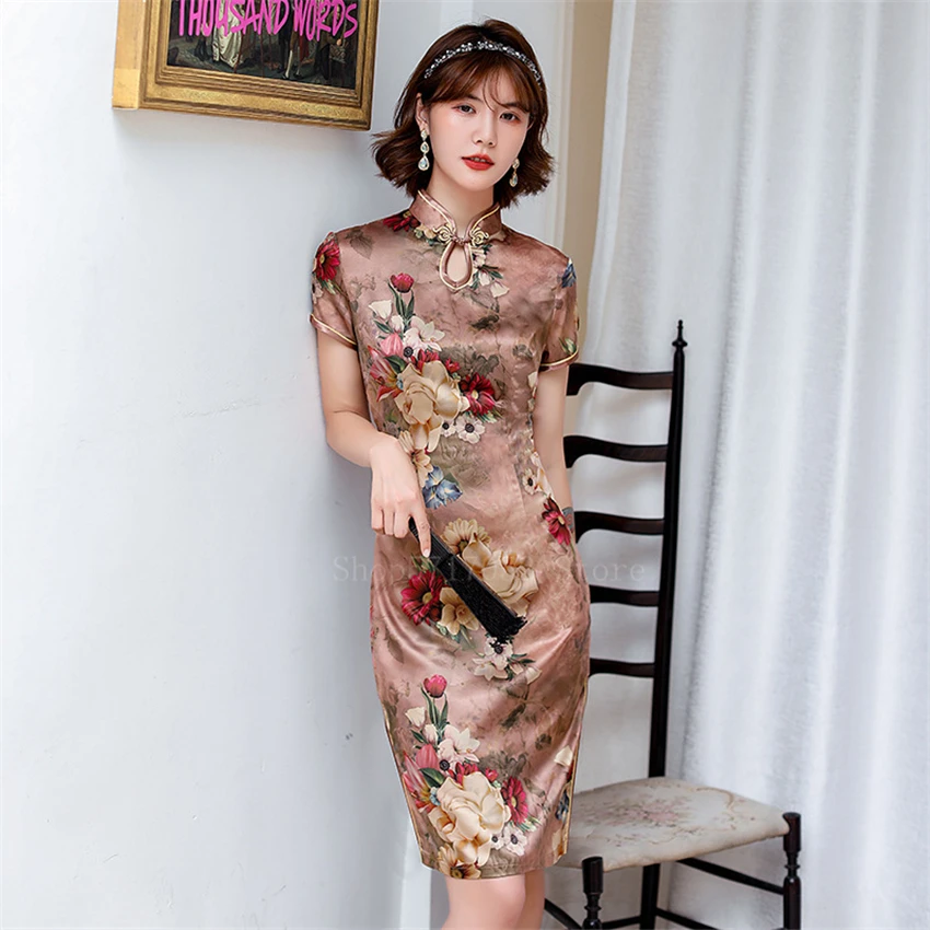 

2022 New Summer Floral Traditional Chinese Wedding Party Dresses for Women Vintage Long Cheongsam Qipao Satin Silk Slim Dresses