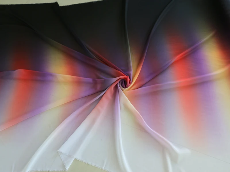 Neu Eingetroffen: Imitierter Seidenstoff 100D Chiffon, Farbenfroher Kleiderstoff, Farbverlauf-Chiffon, Transparenter Stoff – Detail 8