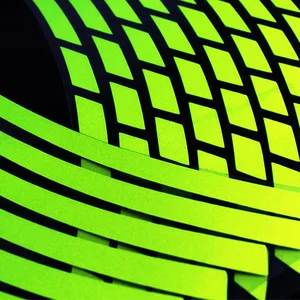 Reflexion des Klebstoffmotorrads, Rad Tropf, Goldabziehbilder, Nierenstrecke, Adhesive, Honda, Yamaha, Kawasaki, Suzuki, 10 6 Hauptverkaufskrypton Yamaha Careering - №5