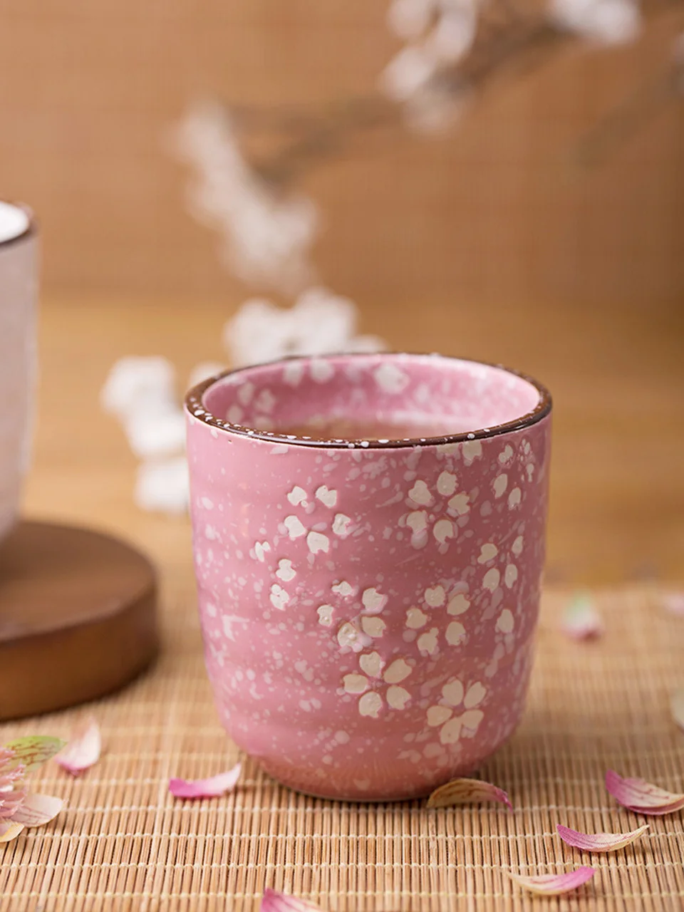 Japanese-Style Kung Fu Tea Ceramic Underglaze Porcelain Tea Cup Home Owner Sub-Cup Glass Tea Cup Pink White