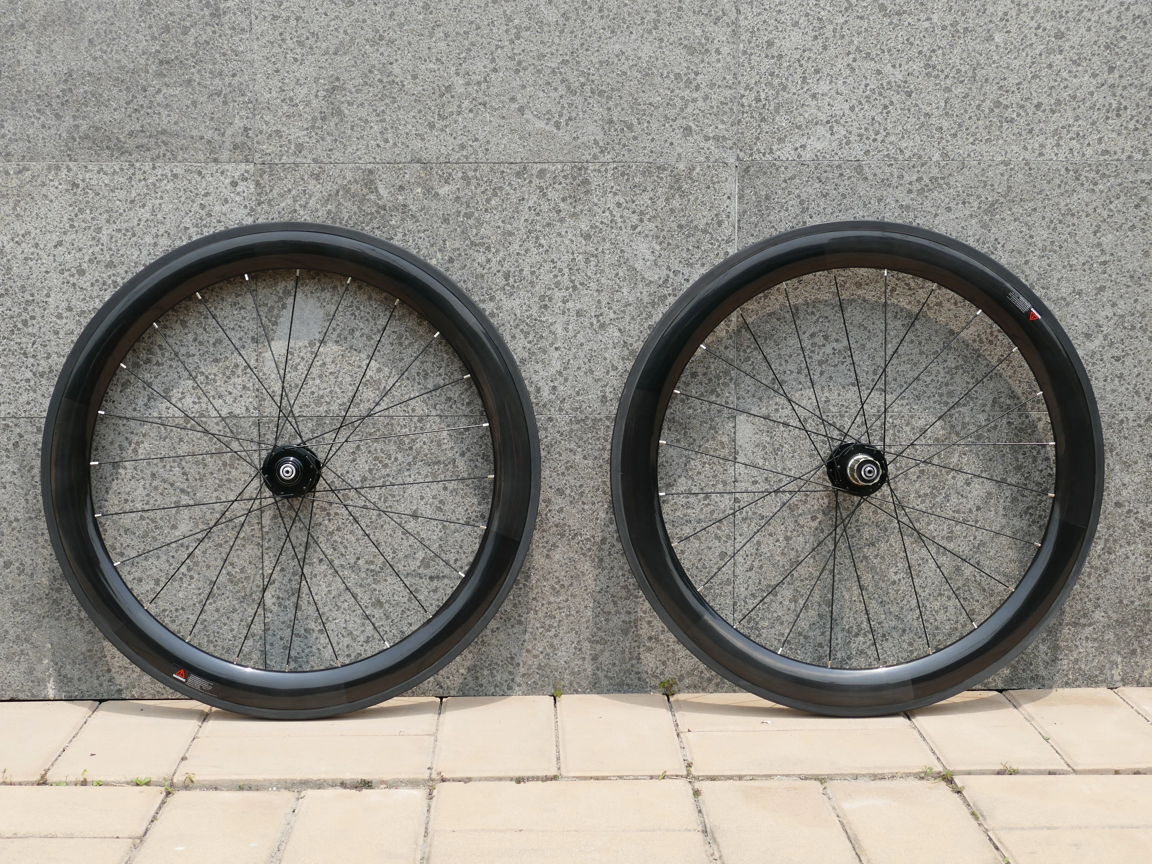 1 Pair : 3K UD Full Carbon Fiber Matt Glossy Road Bike Tubular Wheelset 60mm - 23mm Width Rim Bicycle Wheelset Basalt Brake Side