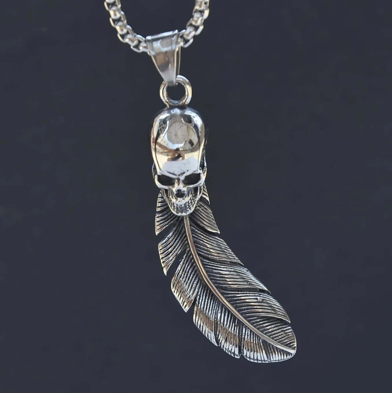 

AsJerlya Fashion Vintage Skull Feather Pendant Stainless Steel Man Long Necklace, Women And Men Jewelry Wholesale Dropshipping